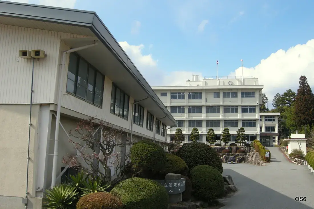 広島県立賀茂北高等学校の校舎・学校敷地