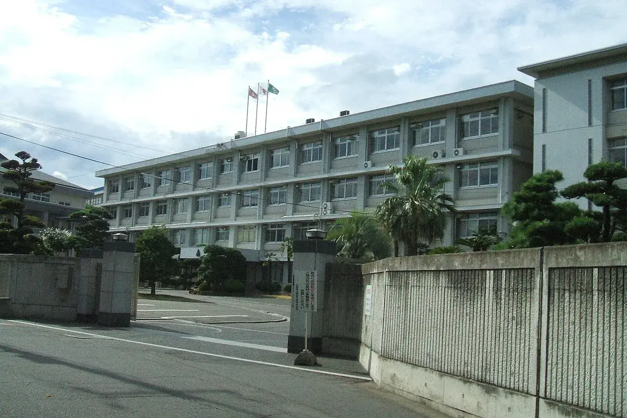 広島県立尾道北高等学校の校舎・学校敷地